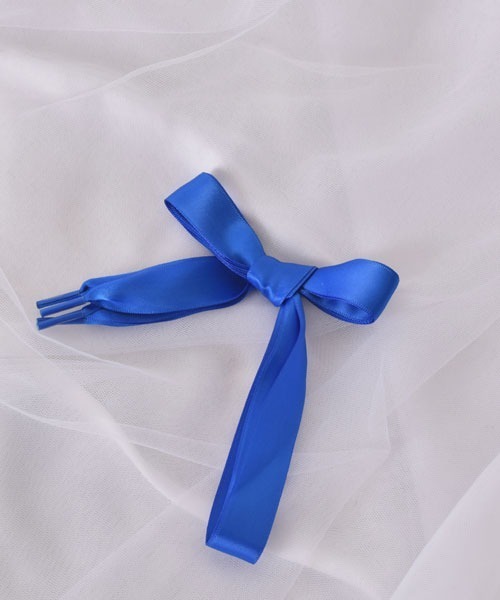 VIBGYOR Women（ヴィブジョー　ウィメン）の「【float】《推し活/推しカラー/メンカラ》幅広 サテン リボン 靴紐【30色展開】（シューズアクセサリー・レディース・スモークピンク/コーラル/ダークグリーン/ライトブルー/スカイブルー/ホワイト/パープル/ブラック/オフホワイト/グレー/レッド/ネイビー/ベージュ/ブラウン/ベビーピンク/ライトパープル/ライトイエロー/ナチュラル/ラベンダー/ワインレッド/ダークパープル/ミント/エメラルド/ライトグリーン/ブルー/グリーン/エメラルドブルー/ピンク/オレンジ/イエロー・FREE）」の18枚目の写真