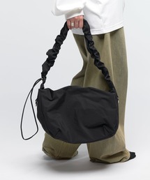 Lui's（ルイス）の「ドレープショルダーバッグ（ショルダーバッグ）」