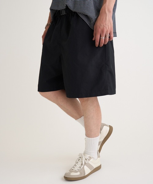 MAISON CLUB(メゾンクラブ)の「【MAISON CLUB】COBRA CAPS / Microfiber All Purpose Shorts(その他パンツ・メンズ・ブラック/ダークグリーン/ブルー/ミント/ネイビー/パープル/ベージュ・L/M)」の2枚目の写真