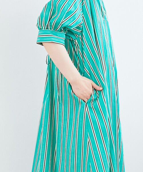 le.coeur blanc（ルクールブラン）の「ストライプVネックワンピース（ワンピース・レディース・グリーン系その他/ホワイト系その他2・38）」の14枚目の写真