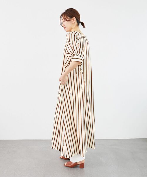 le.coeur blanc（ルクールブラン）の「ストライプVネックワンピース（ワンピース・レディース・グリーン系その他/ホワイト系その他2・38）」の22枚目の写真