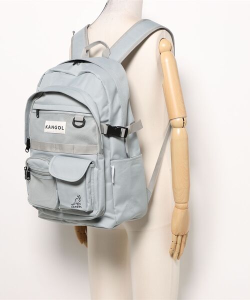 KANGOL（カンゴール）の「【KANGOL 】ボックスロゴ メッシュポケット ＆ フラップポケット リュック / バックパック（バックパック/リュック・メンズ・ブラック/オフホワイト/グレー・FREE）」の7枚目の写真