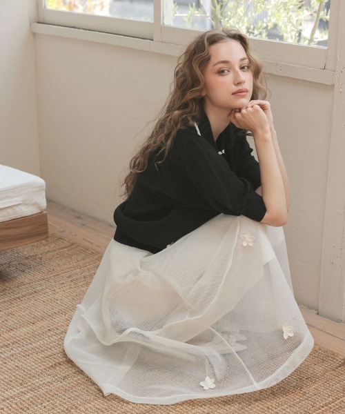 DONOBAN(ドノバン)の「スカラップポロカーディガン(カーディガン/ボレロ・レディース・ブラック/ホワイト・ONE)」の12枚目の写真