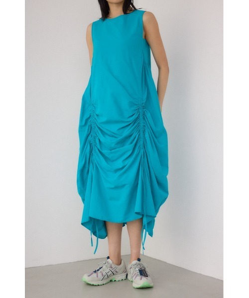 PLUS(プラス)の「【PLUS】ギャザーイレヘムワンピース(ワンピース・レディース・アイボリー/ブラック/ブルー・FREE)」の3枚目の写真