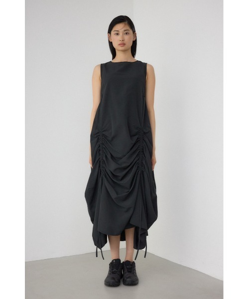 PLUS(プラス)の「【PLUS】ギャザーイレヘムワンピース(ワンピース・レディース・アイボリー/ブラック/ブルー・FREE)」の6枚目の写真