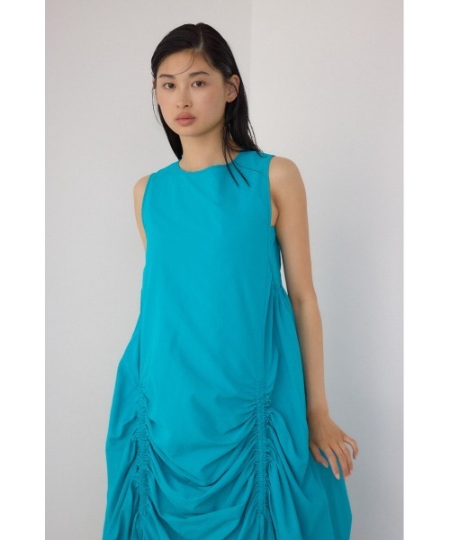 PLUS(プラス)の「【PLUS】ギャザーイレヘムワンピース(ワンピース・レディース・アイボリー/ブラック/ブルー・FREE)」の15枚目の写真