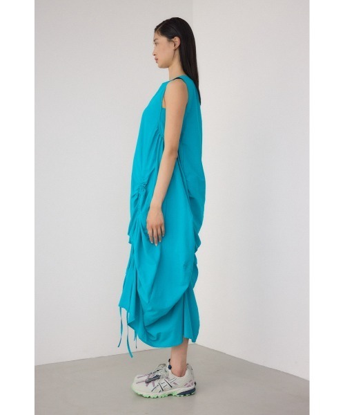 PLUS(プラス)の「【PLUS】ギャザーイレヘムワンピース(ワンピース・レディース・アイボリー/ブラック/ブルー・FREE)」の19枚目の写真