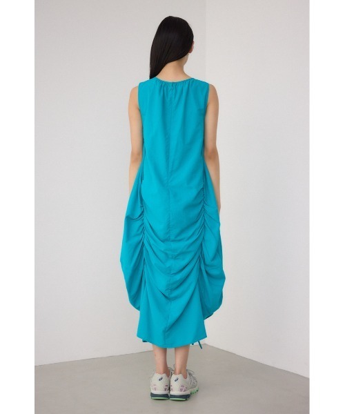 PLUS(プラス)の「【PLUS】ギャザーイレヘムワンピース(ワンピース・レディース・アイボリー/ブラック/ブルー・FREE)」の20枚目の写真