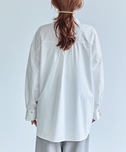 LAVEANGE（ラビアンジェ）の「【好機能シリーズ】抗菌/防臭/防シワ | ウエストタックシャツ（シャツ/ブラウス・レディース・ブラック/ブルー/オフホワイト・4L/3L/LL/M/5L）」の15枚目の写真