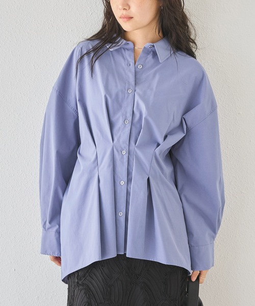 LAVEANGE（ラビアンジェ）の「【好機能シリーズ】抗菌/防臭/防シワ | ウエストタックシャツ（シャツ/ブラウス・レディース・ブラック/ブルー/オフホワイト・4L/3L/LL/M/5L）」の4枚目の写真