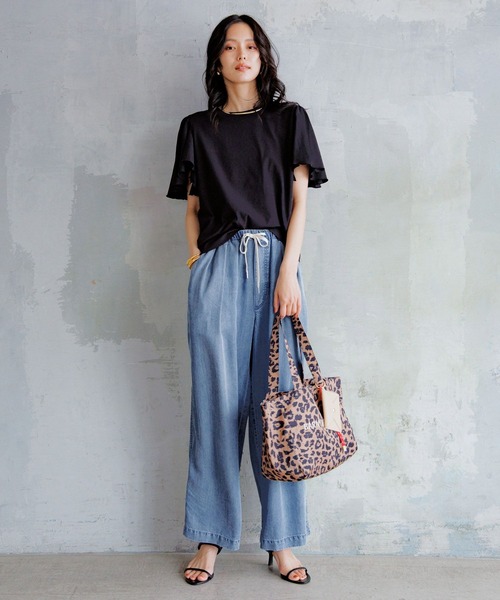 BARNYARDSTORM（バンヤードストーム）の「BARNYARDSTORM / フレアスリーブプルオーバー / マシンウォッシャブル　ドライタッチな素材感（Tシャツ/カットソー・レディース・ブラック/ブラウン/ホワイト/パープル・FREE）」の11枚目の写真