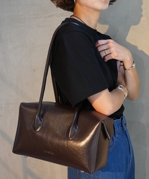 ADD CULUMN(アドカラム)の「ADD CULUMN(アドカラム) LOP BOSTON M WRINKLE(ハンドバッグ・レディース・ブラウン/オフホワイト・F)」の1枚目の写真