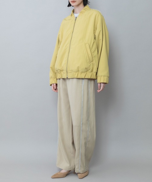 Munich（ミューニック）の「ナイロンタフタ×フリースリバーシブルブルゾン（ブルゾン・レディース・アイボリー/ブラック/イエロー・FREE）」の14枚目の写真