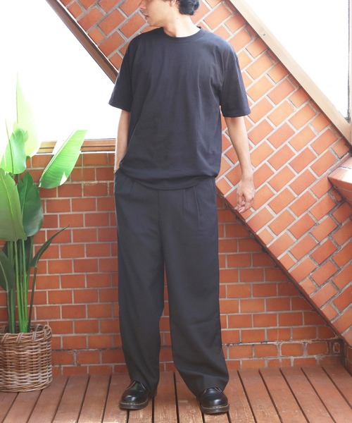 8(eight)(エイト)の「ツータックワイドクロップドスラックス(スラックス・メンズ・ブラック/ネイビー・マルチサイズ)」の7枚目の写真