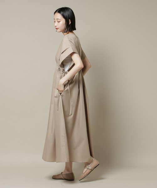 NANO universe（ナノユニバース）の「ドロストギャザードルマンワンピース（ワンピース・レディース・ブラック/ベージュ/ブルー・FREE）」の8枚目の写真