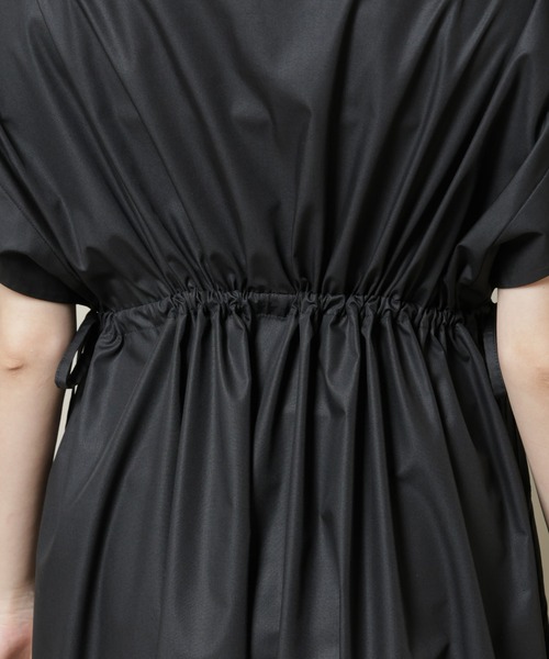 NANO universe（ナノユニバース）の「ドロストギャザードルマンワンピース（ワンピース・レディース・ブラック/ベージュ/ブルー・FREE）」の15枚目の写真