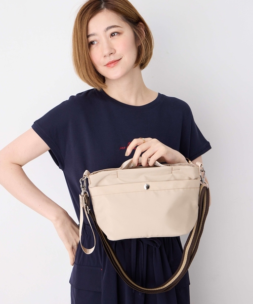 Petit Honfleur（プチオンフルール）の「バイカラーショルダーバッグ（トートバッグ・レディース・ブルー/ブラック/ベージュ・フリー）」の16枚目の写真