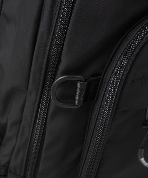 UNIVERSAL OVERALL（ユニバーサルオーバーオール）の「【UNIVERSAL OVERALL(ユニバーサル オーバーオール)】別注ストレージバックパック（バックパック/リュック・メンズ・ブラック・FREE）」の9枚目の写真