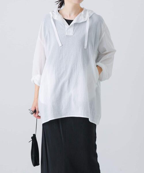 かぐれ（カグレ）の「シアーフーディチュニック（シャツ/ブラウス・レディース・オフホワイト/ネイビー・FREE）」の6枚目の写真