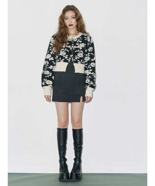 EVRIS(エヴリス)の「ロングチャンキーヒールブーツ(ブーツ・レディース・ベージュ/ブラック・SMALL/MEDIUM/LARGE)」の18枚目の写真