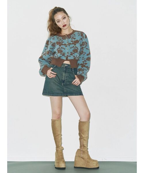 EVRIS(エヴリス)の「ロングチャンキーヒールブーツ(ブーツ・レディース・ベージュ/ブラック・SMALL/MEDIUM/LARGE)」の13枚目の写真