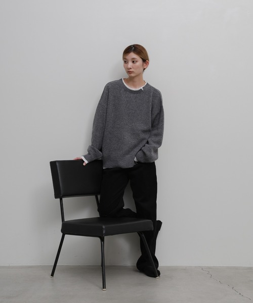 select MOCA(セレクトモカ)の「レイヤードライククルーネックニット(ニット/セーター・レディース・チャコールグレー/ブラウン/アイボリー・FREE)」の14枚目の写真