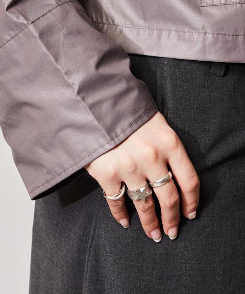 CONVERSE TOKYO(コンバーストウキョウ)の「STAR★ SIGNET RING(リング・レディース・シルバー/ゴールド・SMALL/MEDIUM)」の6枚目の写真