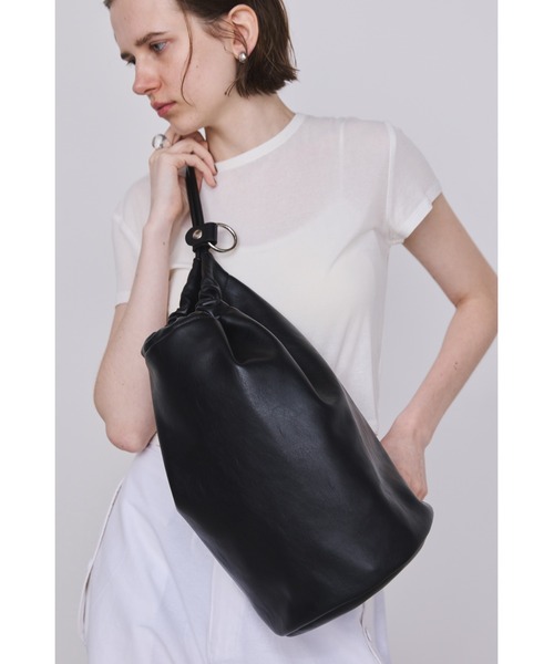 フェイクレザーワンショルダーデイバッグ / バケツ型ショルダー