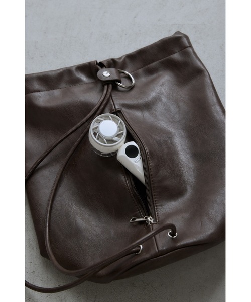 フェイクレザーワンショルダーデイバッグ / バケツ型ショルダー