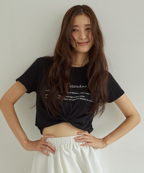 ACYM（アシーム）の「コンパクトロゴTシャツ（Tシャツ/カットソー・レディース・ブラック/ホワイト・FREE）」の6枚目の写真