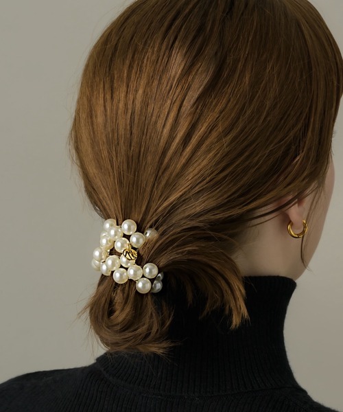 muku（ムク）の「BRACELET・HAIR TIE/PEARL（ブレスレット・レディース・ホワイト/グレー・FREE）」の11枚目の写真