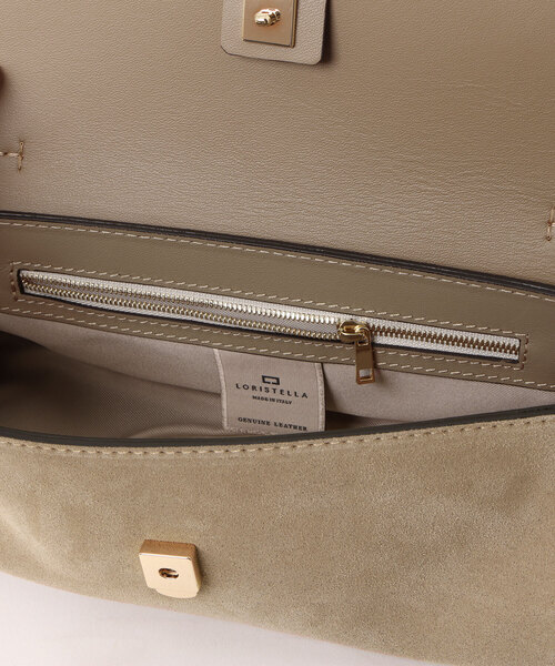 LORISTELLA（ロリステッラ）の「【LORISTELLA】レザーコンビワイドフラップバッグ(Q56471)（ハンドバッグ・レディース・グレー系その他・ALL）」の4枚目の写真