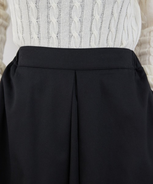 Libra Cue（リブラ キュー）の「マルチタックロングスカート（スカート・レディース・ブラック/ベージュ・FREE）」の14枚目の写真