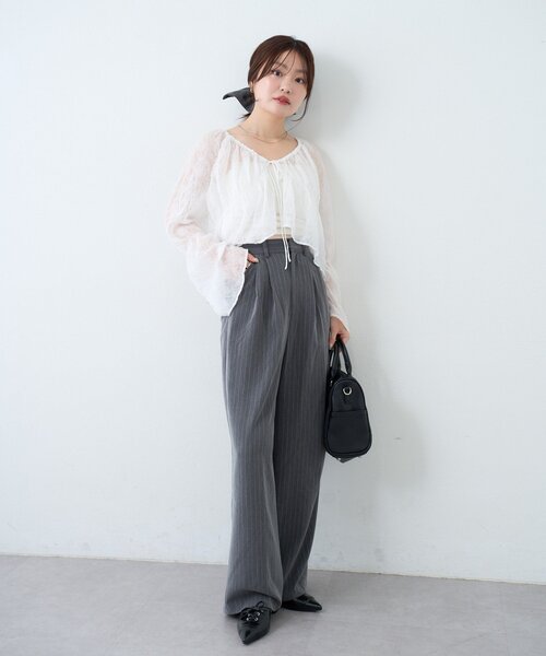 Kastane(カスタネ)の「【新色追加/2サイズ展開/低身長サイズ/無地&ストライプ】ピンストライプスラックス(スラックス・レディース・ネイビー/グレー/グレー系その他/ブラウン/ブルー系その他/ブラック系その他/ブラック・1/0)」の20枚目の写真