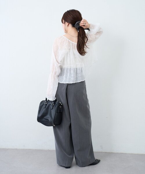 Kastane(カスタネ)の「【新色追加/2サイズ展開/低身長サイズ/無地&ストライプ】ピンストライプスラックス(スラックス・レディース・ネイビー/グレー/グレー系その他/ブラウン/ブルー系その他/ブラック系その他/ブラック・1/0)」の21枚目の写真