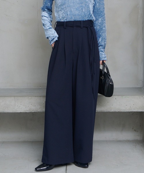 Kastane(カスタネ)の「【新色追加/2サイズ展開/低身長サイズ/無地&ストライプ】ピンストライプスラックス(スラックス・レディース・ネイビー/グレー/グレー系その他/ブラウン/ブルー系その他/ブラック系その他/ブラック・1/0)」の7枚目の写真