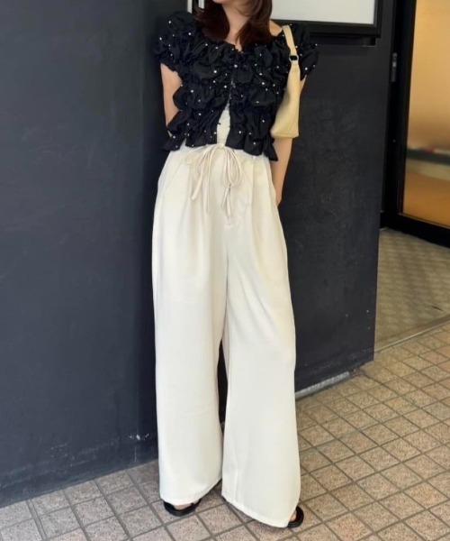 Kastane(カスタネ)の「【WEB限定/全人類パンツ/2サイズ展開/裏地無し】ピンストライプスラックス(スラックス・レディース・ネイビー/グレー/グレー系その他/ブラウン/ブルー系その他/ブラック系その他/ブラック/アイボリー/ブルー系その他2・1/0)」の10枚目の写真