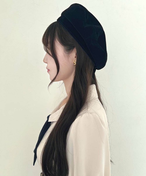 F i.n.t（フィント）の「別珍リボンベレー帽（ハンチング/ベレー帽・レディース・ブラック/ボルドー/ホワイト×ブラック・FREE）」の15枚目の写真
