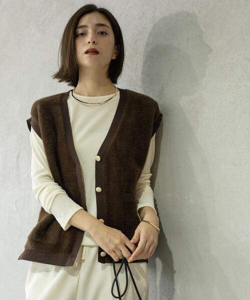 OPAQUE.CLIP(オペークドットクリップ)の「フェザーヤーンニットベスト【洗濯機OK/抗ピル】(ニット/セーター・レディース・チャコールグレー/ブラウン系その他/ベージュ系その他7・00)」の14枚目の写真