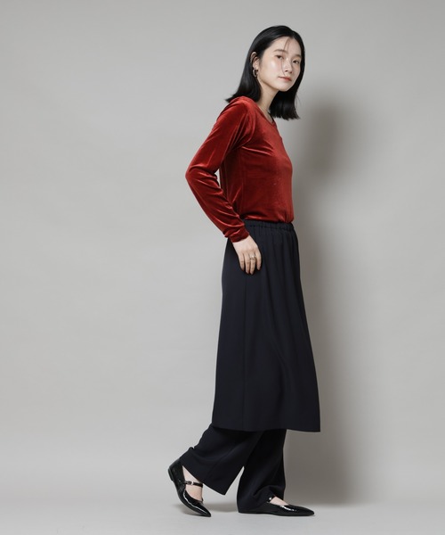 NANO universe(ナノユニバース)の「前後2wayベロアカットトップス(セットアップ可)(Tシャツ/カットソー・レディース・ブラック/レッド系その他/グリーン系その他4・FREE)」の16枚目の写真