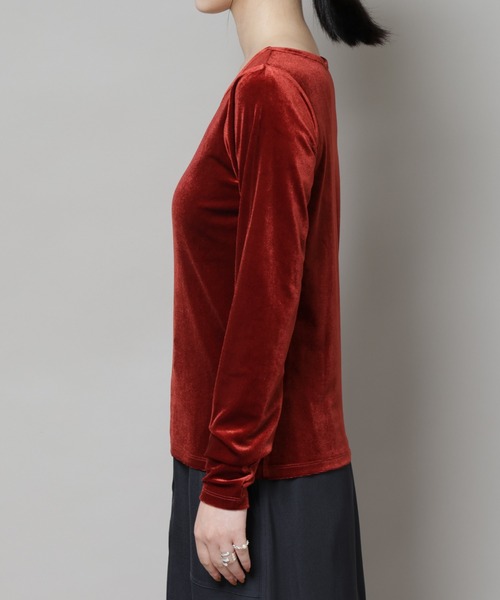 NANO universe(ナノユニバース)の「前後2wayベロアカットトップス(セットアップ可)(Tシャツ/カットソー・レディース・ブラック/レッド系その他/グリーン系その他4・FREE)」の7枚目の写真