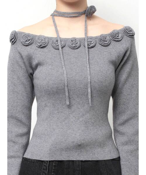 CALNAMUR（カルナムール）の「3Dローズチョーカー付きニット（ニット/セーター・レディース・レッド/グレー/ブラック・FREE）」の14枚目の写真