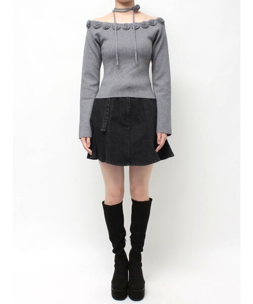 CALNAMUR（カルナムール）の「3Dローズチョーカー付きニット（ニット/セーター・レディース・レッド/グレー/ブラック・FREE）」の16枚目の写真