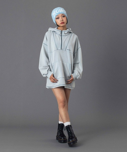 X-girl（エックスガール）の「SIGNATURE LOGO SHAGGY BEANIE（ニットキャップ/ビーニー・レディース・ブラック/ライトブルー/ブラウン・ONE SIZE）」の6枚目の写真