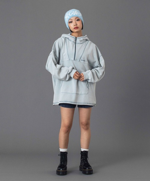 X-girl（エックスガール）の「SIGNATURE LOGO SHAGGY BEANIE（ニットキャップ/ビーニー・レディース・ブラック/ライトブルー/ブラウン・ONE SIZE）」の8枚目の写真