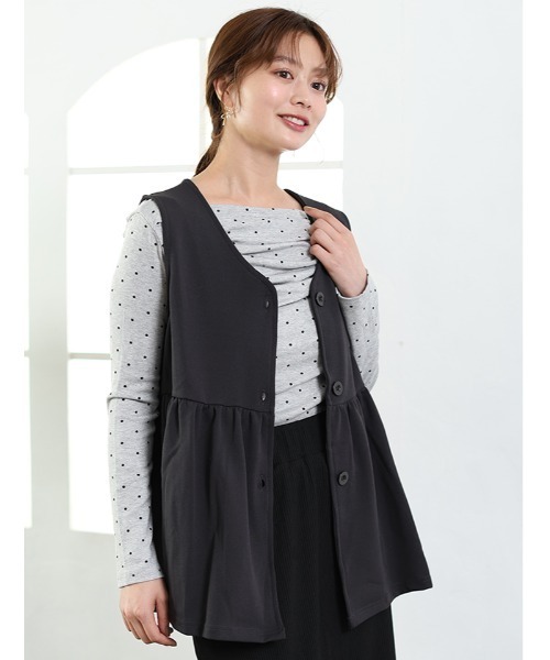 fifth（フィフス）の「Vネックペプラムベスト（ベスト・レディース・チャコールグレー/ブラック/ブルーグレー/ベージュ・M/L）」の3枚目の写真