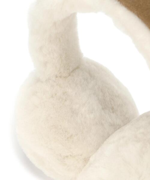 UGG（アグ）の「UGG（アグ）Sheepskin Embroidery Earmuff（イヤーマフ・レディース・ブラック/ベージュ・F）」の9枚目の写真