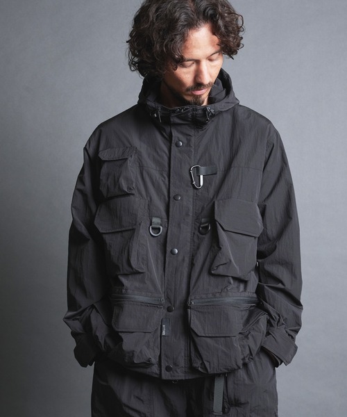 Magine（マージン）の「NoiR ノアール Connect Hooded Jacket/ ナイロン コネクト フーデッドジャケット（マウンテンパーカー・メンズ・ブラック・L/M）」の12枚目の写真
