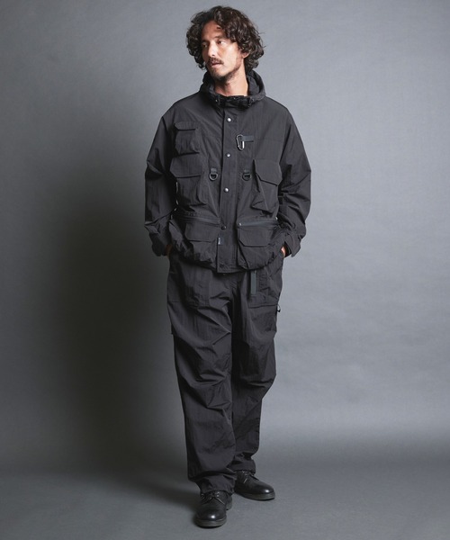 Magine（マージン）の「NoiR ノアール Connect Hooded Jacket/ ナイロン コネクト フーデッドジャケット（マウンテンパーカー・メンズ・ブラック・L/M）」の17枚目の写真