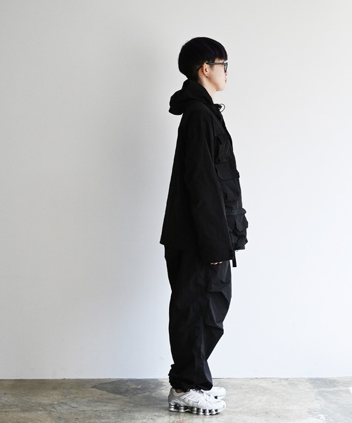 Magine（マージン）の「NoiR ノアール Connect Hooded Jacket/ ナイロン コネクト フーデッドジャケット（マウンテンパーカー・メンズ・ブラック・L/M）」の20枚目の写真